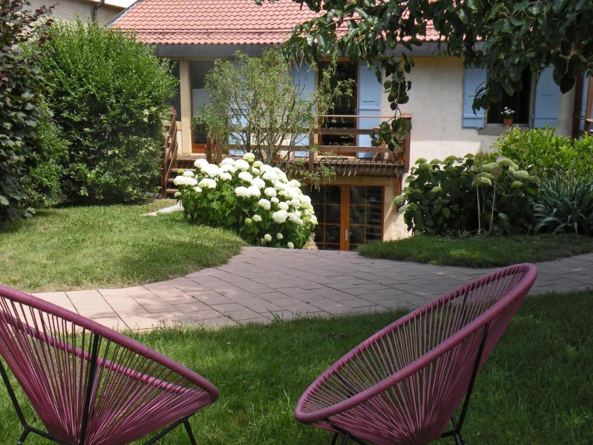 Bed and Breakfast Le Pre Juriens Экстерьер фото